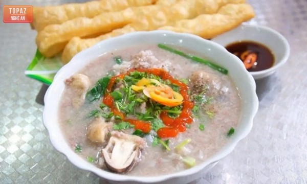 Cháo nghêu Hồng Lộc mang đến cho khách du lịch Cửa Lò trải nghiệm ẩm thực tuyệt vời 